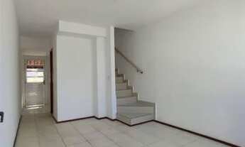 Imagem 2: Casa de 2 quartos com quintal e vaga de garagem em condomínio com lazer