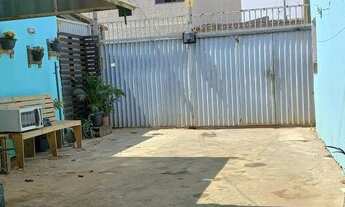 Imagem 7: ÁGIO DE LOTE COMERCIAL NA QR 313 COMPOSTO DE 2 CASAS E 3 LOJAS