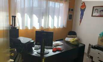 Imagem 4: Sobrado para aluguel tem 420 metros quadrados com 4 quartos