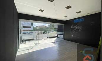 Imagem: Casa Comercial com 7 salas/quartos em Vila