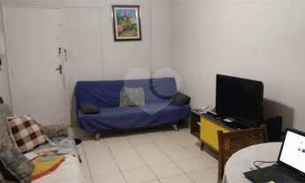 Imagem: Sala Living na quadra da Praia na Ponta