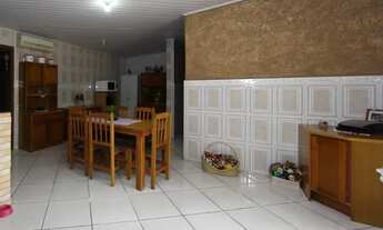 Imagem 3: Casa com 5 Quartos à Venda no bairro São José com 240m²