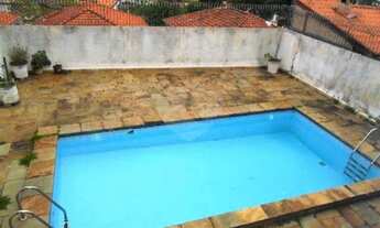 Imagem 2: Amplo sobrado nas Palmas de Tremembé com piscina e churrasqueira