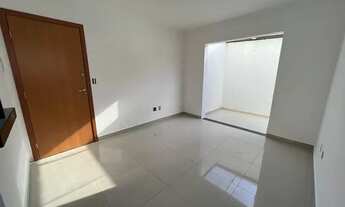 Imagem 2: Excelente Área Privativa com 2 Quartos e 1 Vaga no Bairro Santa Mônica