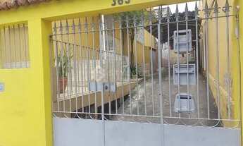 Imagem 2: Casa linear maravilhosa! composta de 2 quartos, sala com 2 ambientes, cozinha