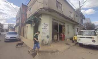 Imagem 6: Vendo casa de esquina com comércio ( bar ) incluído com lote ao lado