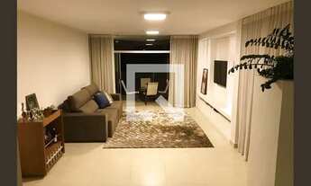 Imagem 3: Casa à Venda - Jardim Samambaia, 4 Quartos, 1000 m2