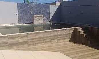 Imagem: Vendo está casa com piscina de 03 quartos