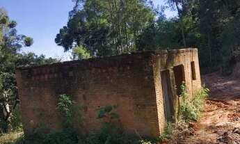 Imagem 4: Sítio de 1 alqueire com nascente na Serra da Mantiqueira - Córrego do Bom Jesus