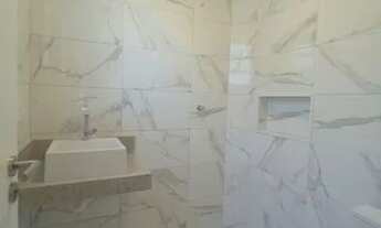 Imagem 2: Sobrado para venda tem 97 metros quadrados com 3 quartos em Ponta da Praia - Santos - SP