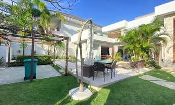 Imagem 2: Casa de condomínio para aluguel tem 800 metros quadrados com 5 quartos