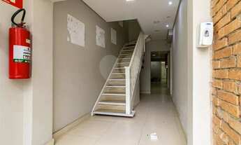 Imagem 2: Sobrado com 1 quartos à venda ou para locação em Bela Vista - SP