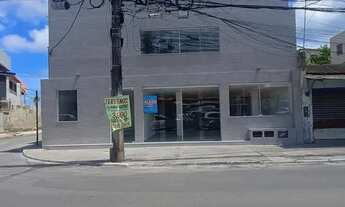 Imagem: Boca do Rio, Prédio comercial, salas e