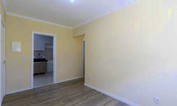 Imagem 3: APARTAMENTO REFORMADO, 3 QUARTOS, 1 VAGA ROTATIVA - BAIRRO CAMAQUÃ