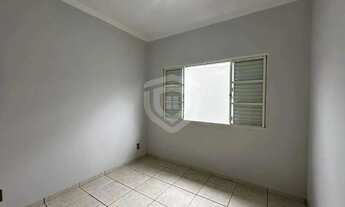 Imagem 7: Casa para locação com 2 quartos 180m² - Jardim Chapadão