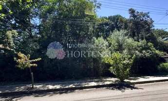 Imagem 3: Belíssimo terreno em meio a natureza, ao lado do centro de Gramado RS