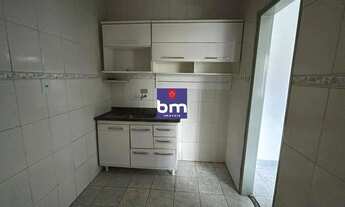 Imagem 4: Casa para alugar em São Paulo, Jardim São Luís, com 1 quarto, com 35 m²