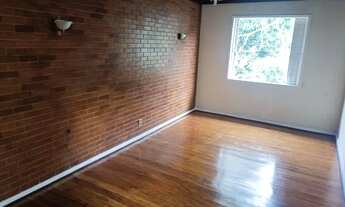 Imagem 2: Ótimo apartamento próximo ao Centro para venda com 2 quartos em Petrópolis