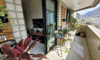 Imagem: Rua Conde de Bonfim, juntinho ao metrô