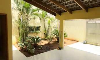 Imagem 3: Casa flor do cerrado 200m2 bastante área verde e quintal