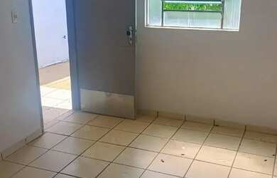 Imagem 5: CASA 3 QUARTOS + BARRACÃO TOTALMENTE INDIVIDUAL OPORTUNIDADE ÚNICA PARA INVESTIDORES