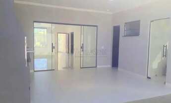 Imagem 7: Elegância e Conforto: Casa à Venda em Condomínio Ágata