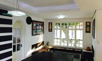 Imagem 7: Casa residencial à venda no bairro Hamburgo Velho com 460 m² e 3 dormitórios/quartos