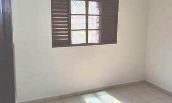 Imagem 7: Alugo Casa (R$550,00, 3 quartos) no Bairro Lagoa Azul I na cidade de Ituiutaba - MG