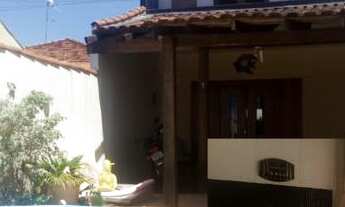 Imagem: Alugo sobrado em Ourinhos c/piscina-jardim