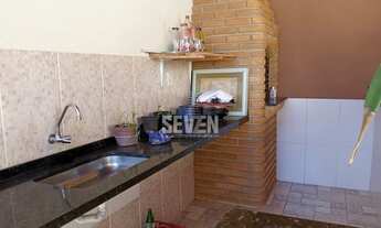 Imagem 2: CASA COM 2 DORMITÓRIOS E 1 SUITE, QUINTAL GRANDE COM CHURRASQUEIRA