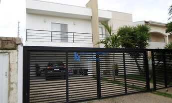 Imagem: Casa moderna com 3 suites no Caminhos de