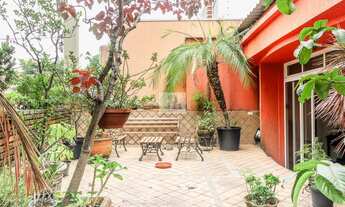 Imagem 7: Casa arborizada com piscina, localizada no coração do Pacaembu!