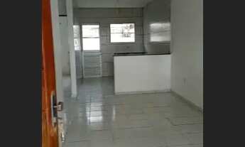 Imagem 3: ALUGUEL DE CASA Casa com 2 dormitórios