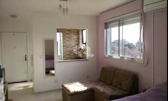 Imagem 2: PORTO ALEGRE - Apartamento Padrão - Partenon