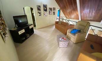 Imagem 4: Casa para aluguel e venda possui 549 metros quadrados com 3 quartos