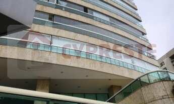 Imagem 2: Apartamento com 3 Quartos à Venda, 340m