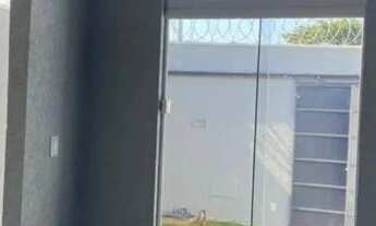 Imagem 7: Casa pra venda com 2 quartos sendo 1 suíte, 2 banheiros e garagem