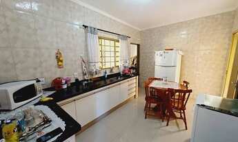 Imagem 7: Casa à Venda no Jd. Seyon