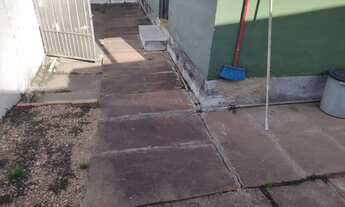 Imagem 3: Casa para aluguel possui 60 metros quadrados com 2 quartos em Medianeira - Porto Alegre