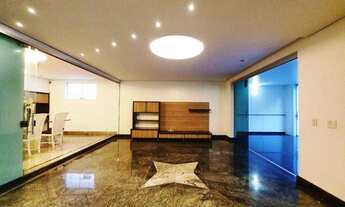 Imagem 2: Casa para Venda em Belo Horizonte, Sion, 5 dormitórios, 1 suíte, 5 banheiros, 3 vagas