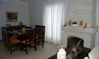 Imagem 3: Casa de condomínio para aluguel e venda tem 200 metros quadrados com 3 quartos