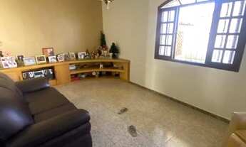 Imagem 3: EXCELENTE CASA DE 2 PAVIMENTOS COM 3 QUARTOS,S SENDO SUÍTE E GARAGEM