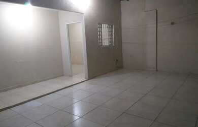 Imagem 2: Alugo casa QN 28 Riacho II