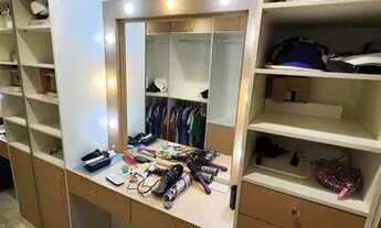 Imagem 6: Casa Duplex Alphaville 2 com 310 m2 com 3 suítes, sendo 2 master + Escritorio e Piscina