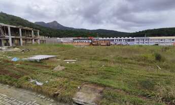 Imagem 3: Terreno pronto para construção no
