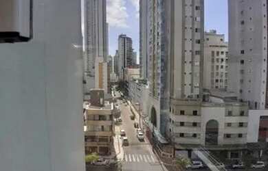 Imagem 2: 03 Dormitórios, Sacada C/Churrasqueira Carvão, 02 Vagas, Centro! Oportunidade!!