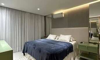 Imagem 3: Exclusivo Apartamento de Luxo FRENTE MAR Na ponta do farol, Todo Reformado e Projetado, No