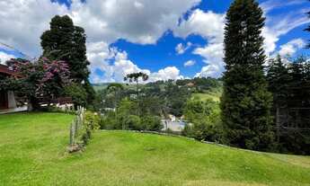 Imagem 5: Casa com terreno grande a venda em Campos do Jordão