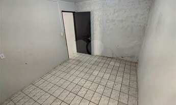 Imagem 5: Casa com 2 Kitnet e 1 Salão comercial!