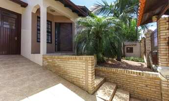 Imagem 2: Casa com 4 Quartos à Venda no bairro São José com 240m²